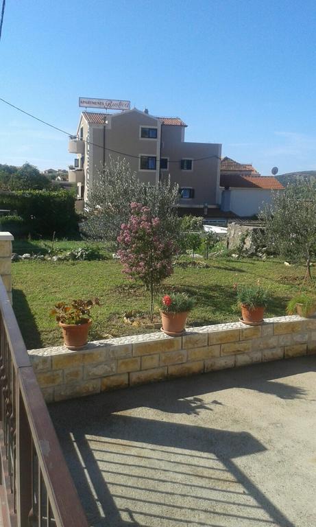 Vinka Apartments Seget Vranjica Dış mekan fotoğraf